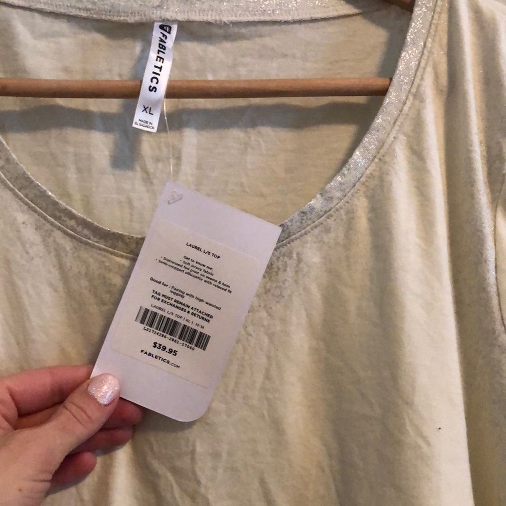 Fabletics Laurel Top - Picture 3 of 5